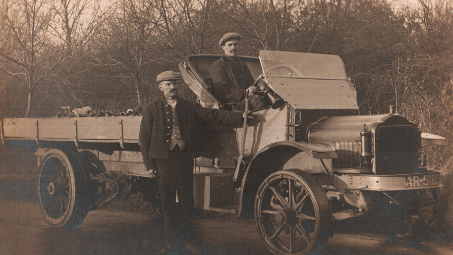 Leonardus Lodewyckx in the driving seat of a truck in England(private collection Stephan Lodewyckx)